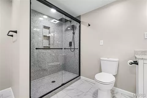 Bath - 735 Montbrook Dr, O'fallon, MO 63366 photo 5 of 6