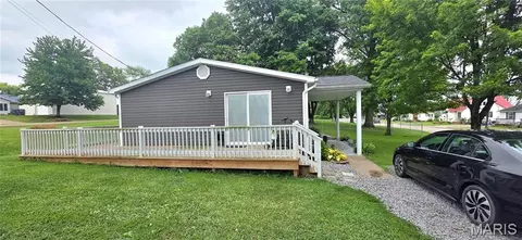 501 E Broadway St, Steeleville, IL 62288 photo 11