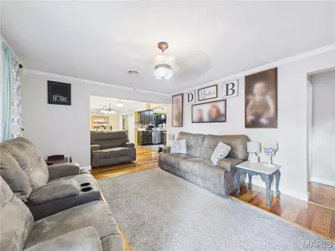 Living - 404 N Main St, Gideon, MO 63848 photo 1 of 2