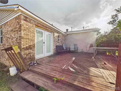 Exterior - 404 N Main St, Gideon, MO 63848 photo 3 of 3