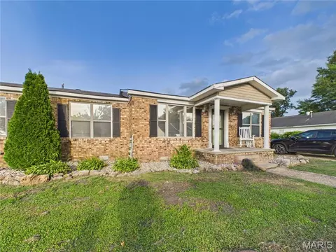Other - 404 N Main St, Gideon, MO 63848 photo 2 of 7