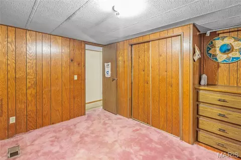 Bedroom - 621 Pine View Dr, Fenton, MO 63026 photo 4 of 4