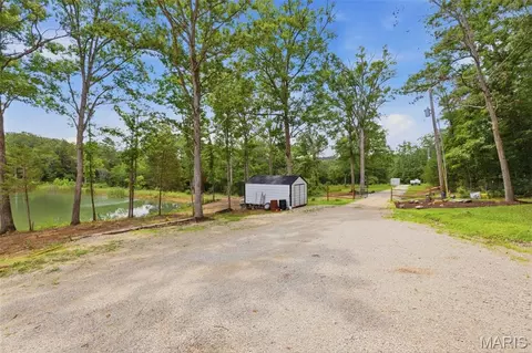 Exterior - 10050 Easton Rd, Mineral Point, MO 63660 photo 1 of 6