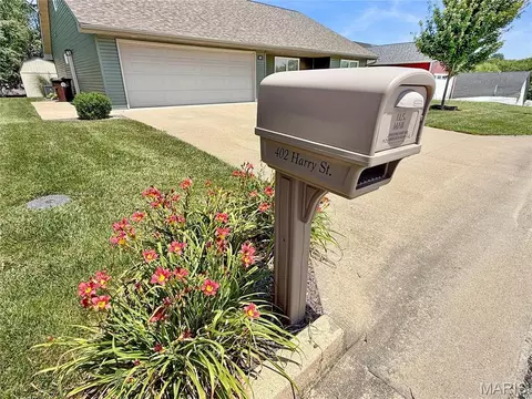 Exterior - 402 Harry St, Palmyra, MO 63461 photo 7 of 7