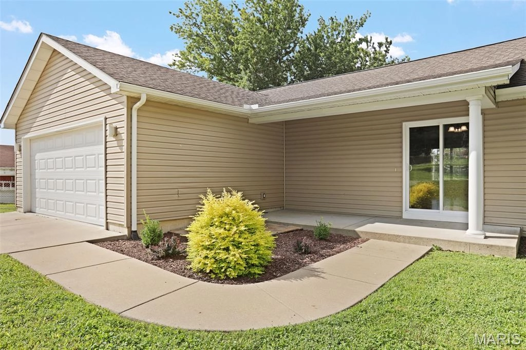 Exterior - 1423 E 5th St, Washington, MO 63090 photo 4 of 4