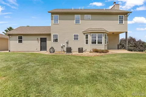 Exterior - 26 Hickory Pt, Moro, IL 62067 photo 9 of 9