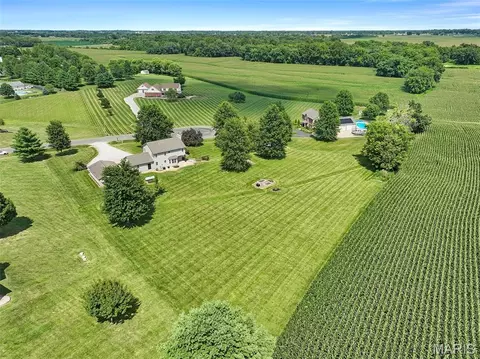 View/Area - 26 Hickory Pt, Moro, IL 62067 photo 3 of 6