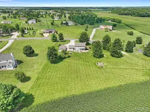 View/Area - 26 Hickory Pt, Moro, IL 62067 photo 2 of 6