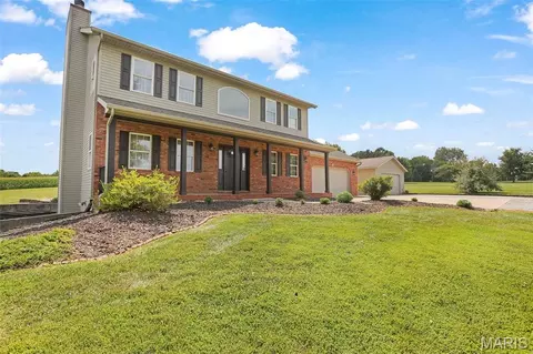 Exterior - 26 Hickory Pt, Moro, IL 62067 photo 3 of 9