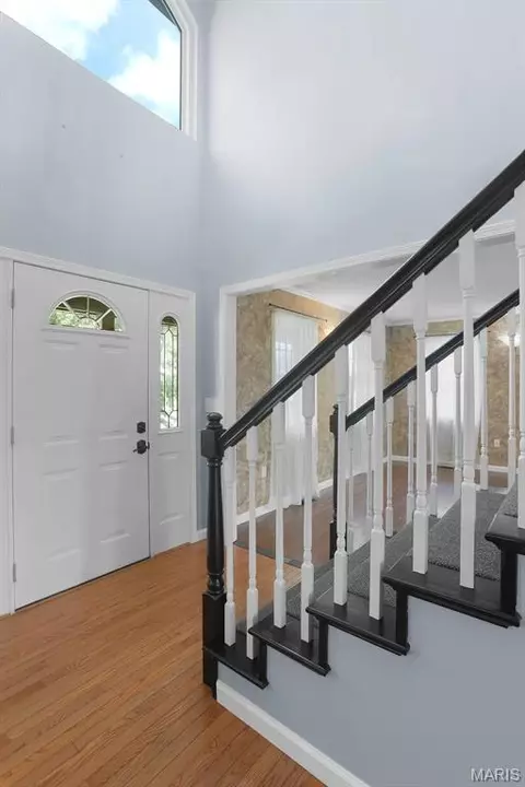 Entry Way - 26 Hickory Pt, Moro, IL 62067 photo 1 of 2