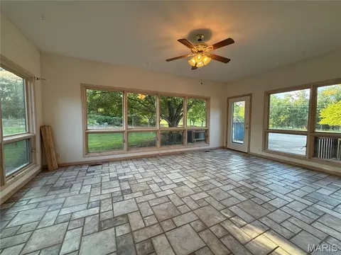 Exterior - 58079 Dow Trl, Hannibal, MO 63401 photo 10 of 10