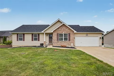7034 Brooks Farm Dr, House Springs, MO 63051