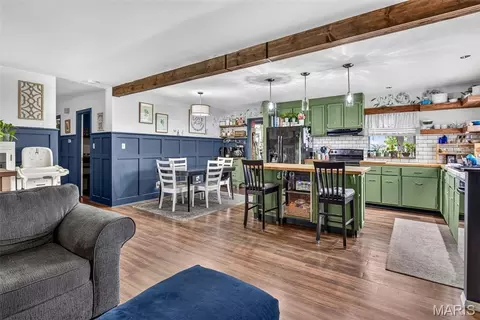 Kitchen - 14560 Dry Fork Rd, Festus, MO 63028 photo 6 of 8