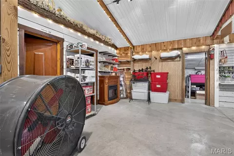 Entry Way - 14560 Dry Fork Rd, Festus, MO 63028 photo 1 of 5