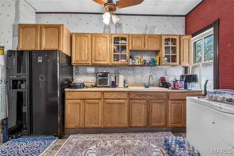 Kitchen - 14560 Dry Fork Rd, Festus, MO 63028 photo 5 of 8