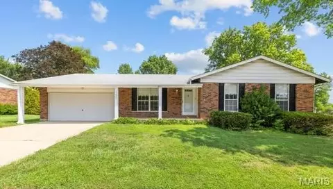 14802 Verdun Estates Dr, Florissant, MO 63034