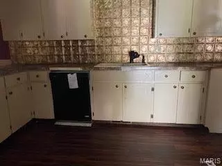 735 Strawberry Ln, Jackson, MO 63755 photo 5