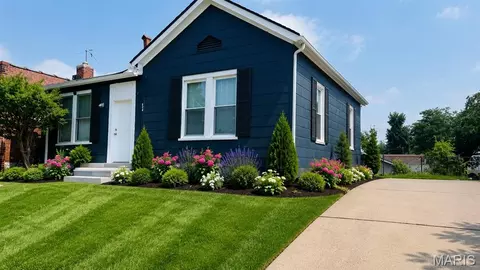 4249 Delor St, Saint Louis, MO 63116