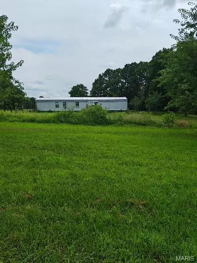 265 Greenbriar Rd, Leasburg, MO 65535