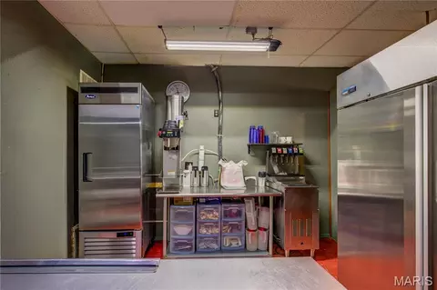 Kitchen - 110 E Main Ave, Bernie, MO 63822 photo 5 of 5