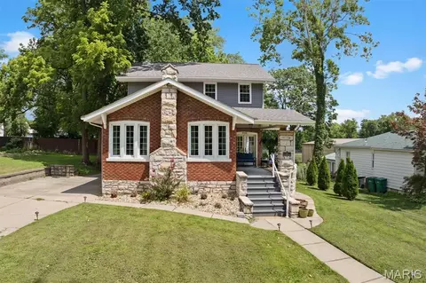 5 Signal Hill Blvd, Belleville, IL 62223