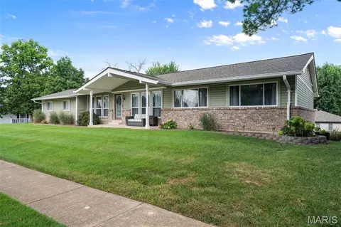 Other - 819 Big Bend Woods Dr, Ballwin, MO 63021 photo 1 of 14