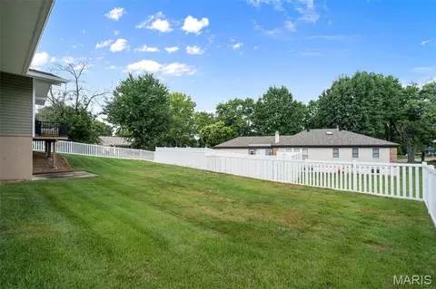 Exterior - 819 Big Bend Woods Dr, Ballwin, MO 63021 photo 10 of 10