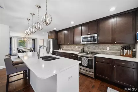 Kitchen - 819 Big Bend Woods Dr, Ballwin, MO 63021 photo 1 of 4