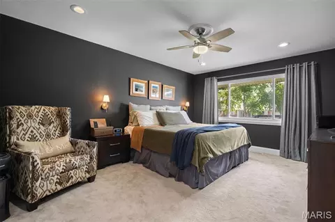 Bedroom - 819 Big Bend Woods Dr, Ballwin, MO 63021 photo 3 of 7