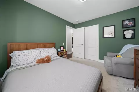 Bedroom - 819 Big Bend Woods Dr, Ballwin, MO 63021 photo 7 of 7