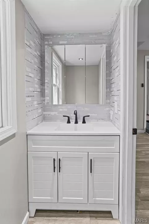 Bath - 204 Marilyn Dr, O'fallon, IL 62269 photo 2 of 3