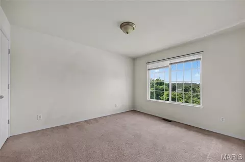 Bedroom - 150 Hickory Ridge Dr, Saint Robert, MO 65584 photo 3 of 7