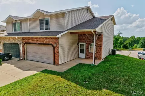 Exterior - 150 Hickory Ridge Dr, Saint Robert, MO 65584 photo 2 of 5