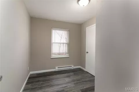 Bedroom - 560 E Cherry St, Troy, MO 63379 photo 3 of 16