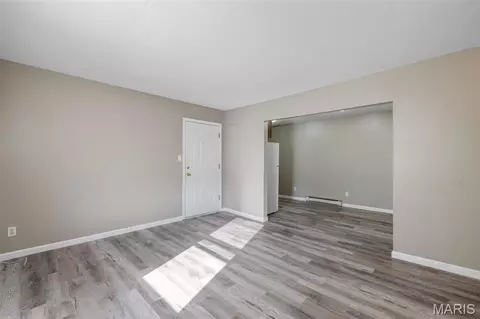 Living - 560 E Cherry St, Troy, MO 63379 photo 11 of 12