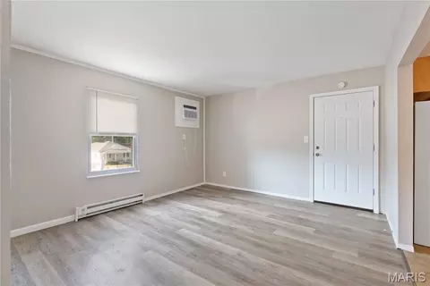 Living - 560 E Cherry St, Troy, MO 63379 photo 7 of 12
