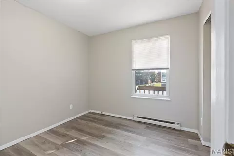 Bedroom - 560 E Cherry St, Troy, MO 63379 photo 8 of 16