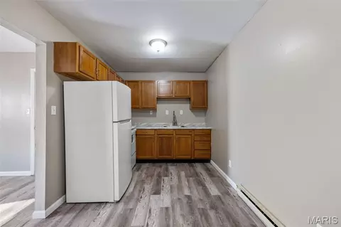Kitchen - 560 E Cherry St, Troy, MO 63379 photo 11 of 11