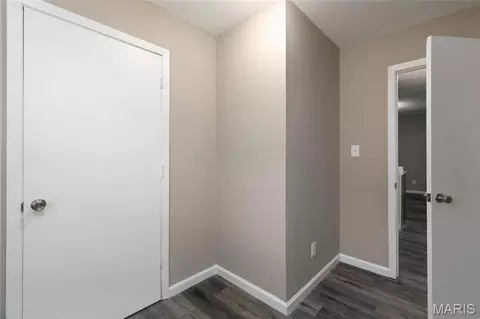 Entry Way - 560 E Cherry St, Troy, MO 63379 photo 1 of 6