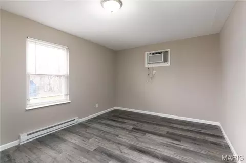 Bedroom - 560 E Cherry St, Troy, MO 63379 photo 1 of 16
