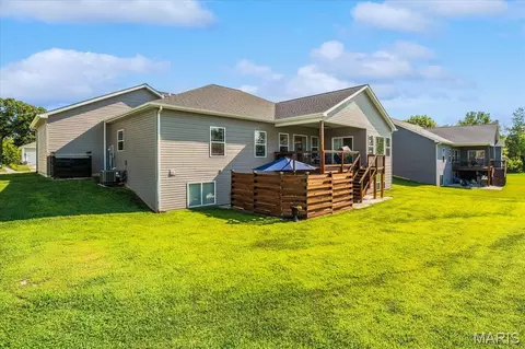 Exterior - 1209 Bayley Dr, O'fallon, IL 62269 photo 11 of 11