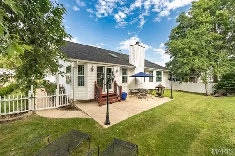 Exterior - 436 White Chapel Dr, O'fallon, MO 63368 photo 6 of 8
