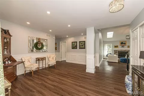 Entry Way - 436 White Chapel Dr, O'fallon, MO 63368 photo 1 of 4