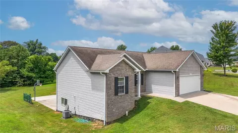 Exterior - 278 Pleasant Lake Ct, Jackson, MO 63755 photo 5 of 7