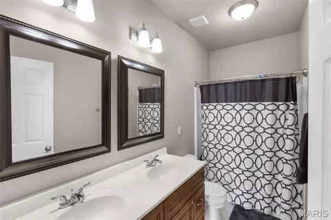 Bath - 278 Pleasant Lake Ct, Jackson, MO 63755 photo 2 of 2