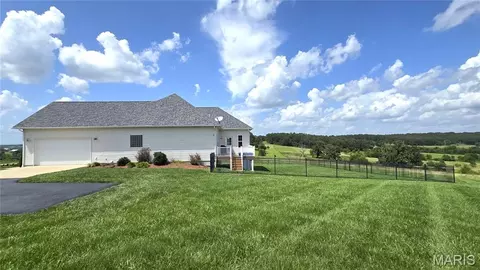 Exterior - 13300 Sterling Hills Dr, Rolla, MO 65401 photo 17 of 20