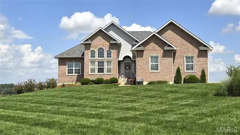 Exterior - 13300 Sterling Hills Dr, Rolla, MO 65401 photo 2 of 20