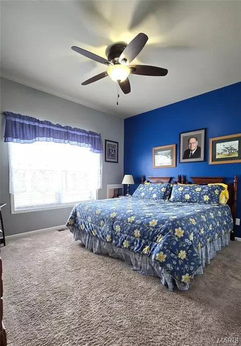 Bedroom - 13300 Sterling Hills Dr, Rolla, MO 65401 photo 8 of 13