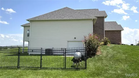 Exterior - 13300 Sterling Hills Dr, Rolla, MO 65401 photo 19 of 20