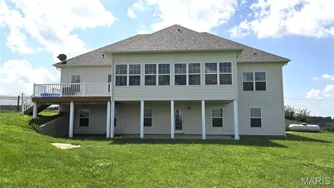 Exterior - 13300 Sterling Hills Dr, Rolla, MO 65401 photo 5 of 20